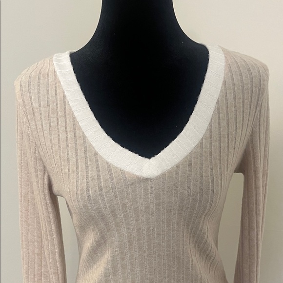 V-Neck Ribbed Sweater - Picture 2 of 4